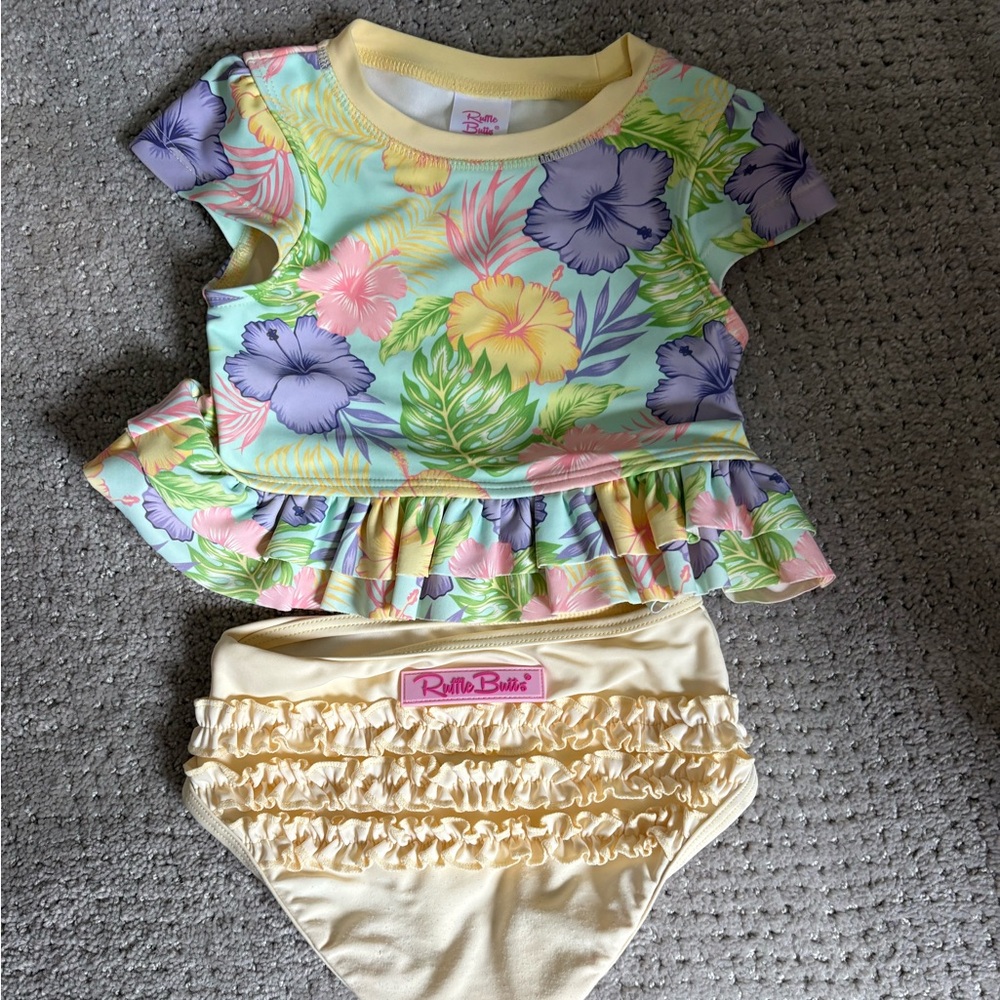 Floral Ruffle Swimsuit Set